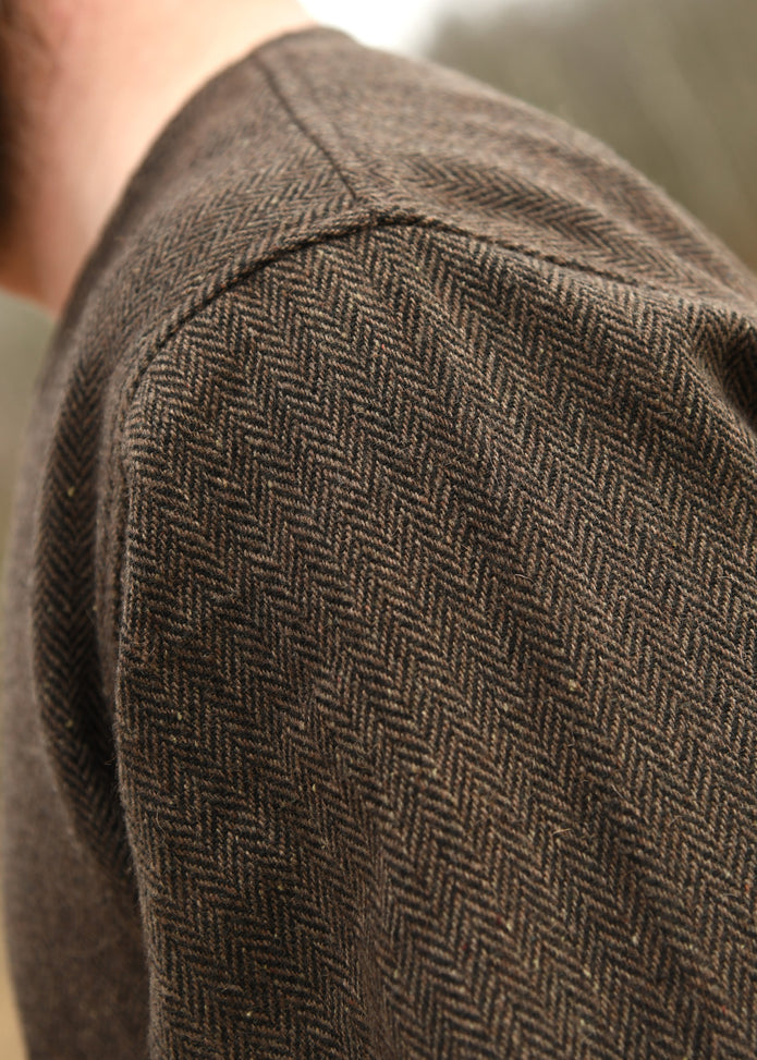 Viikinkitunika Morten, kalanruotokuvio, ruskea