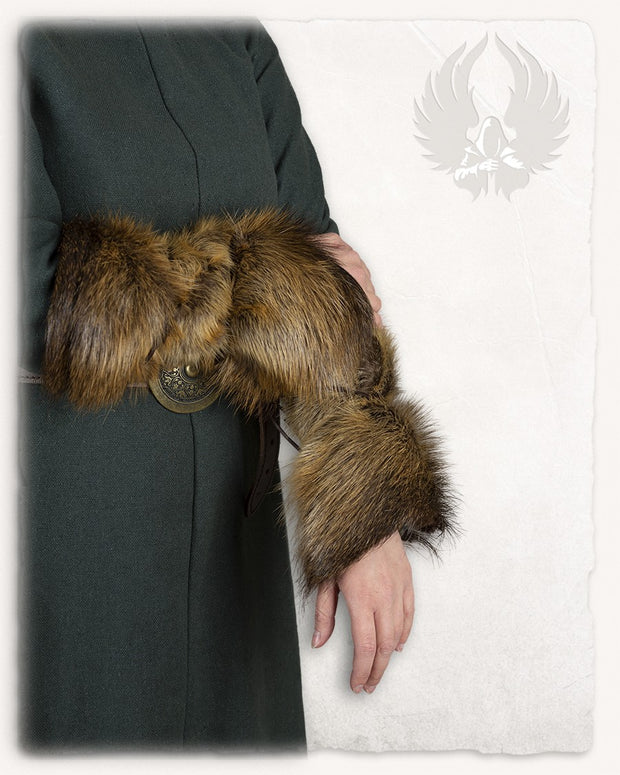 Nutrianahkaiset käsikääreet