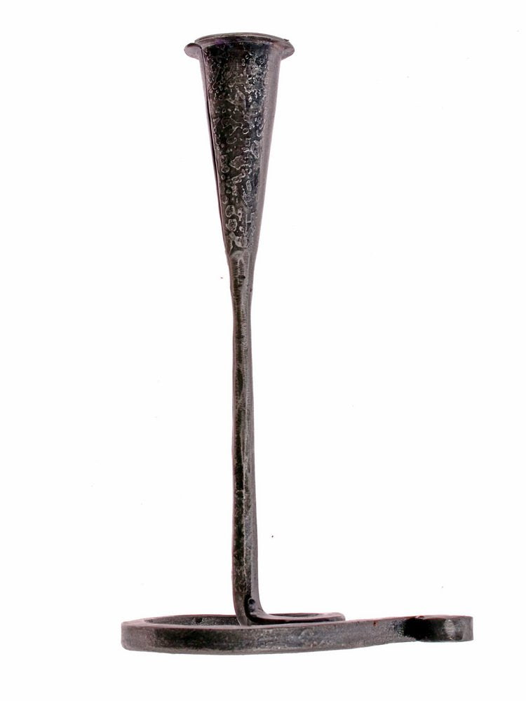 Keskiaikainen kynttilänjalka 