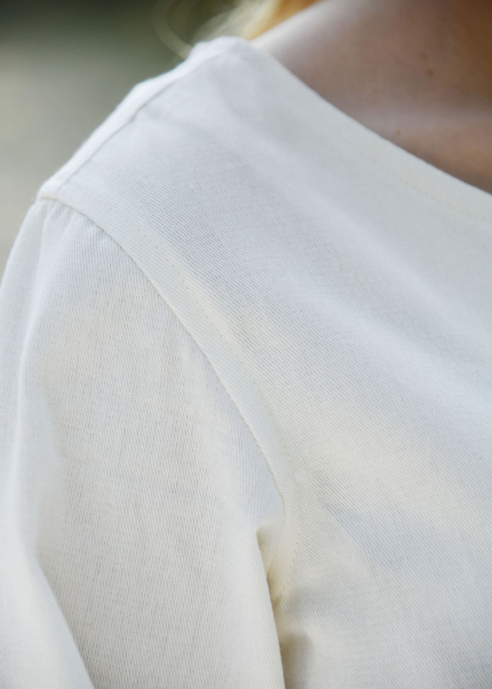 Alusmekko-Milla, useita värejä