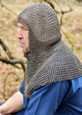 Rengaspanssarihuppu, chain maille coif