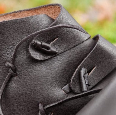 Viikinkikengät-Jorvik, kaksi väriä