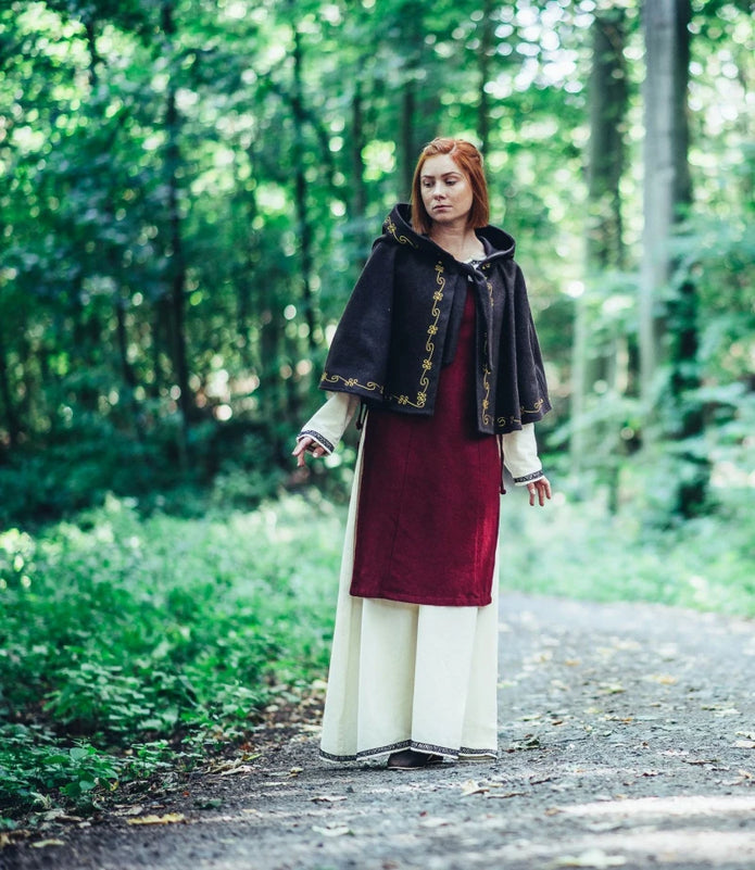 Hartiaviitta Runa, koristekirjailu