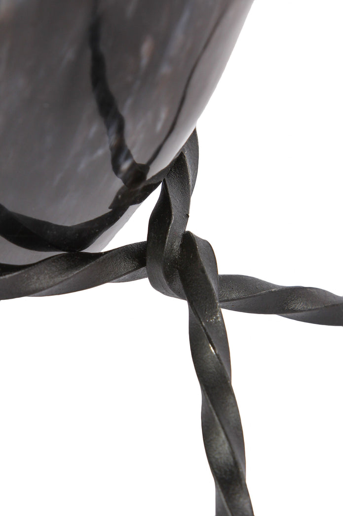 Juomasarven teline, kierteinen