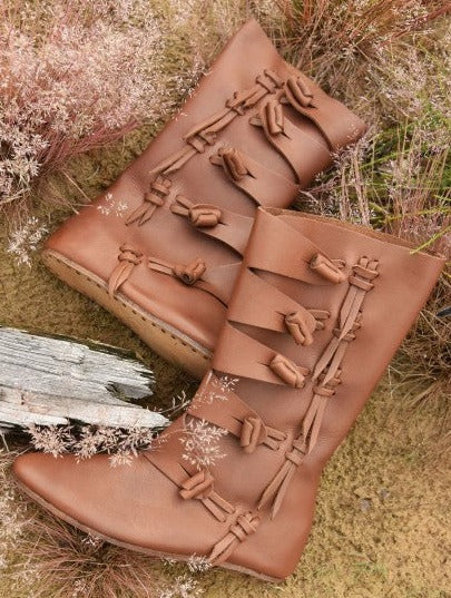 Nahkasaappaat, 800-900-luku